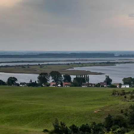 Moritz - Oestlich Der Dorfstrasse In Insel Hiddensee