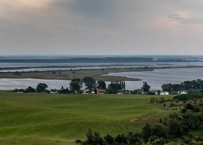 Moritz - Oestlich Der Dorfstrasse In Insel Hiddensee